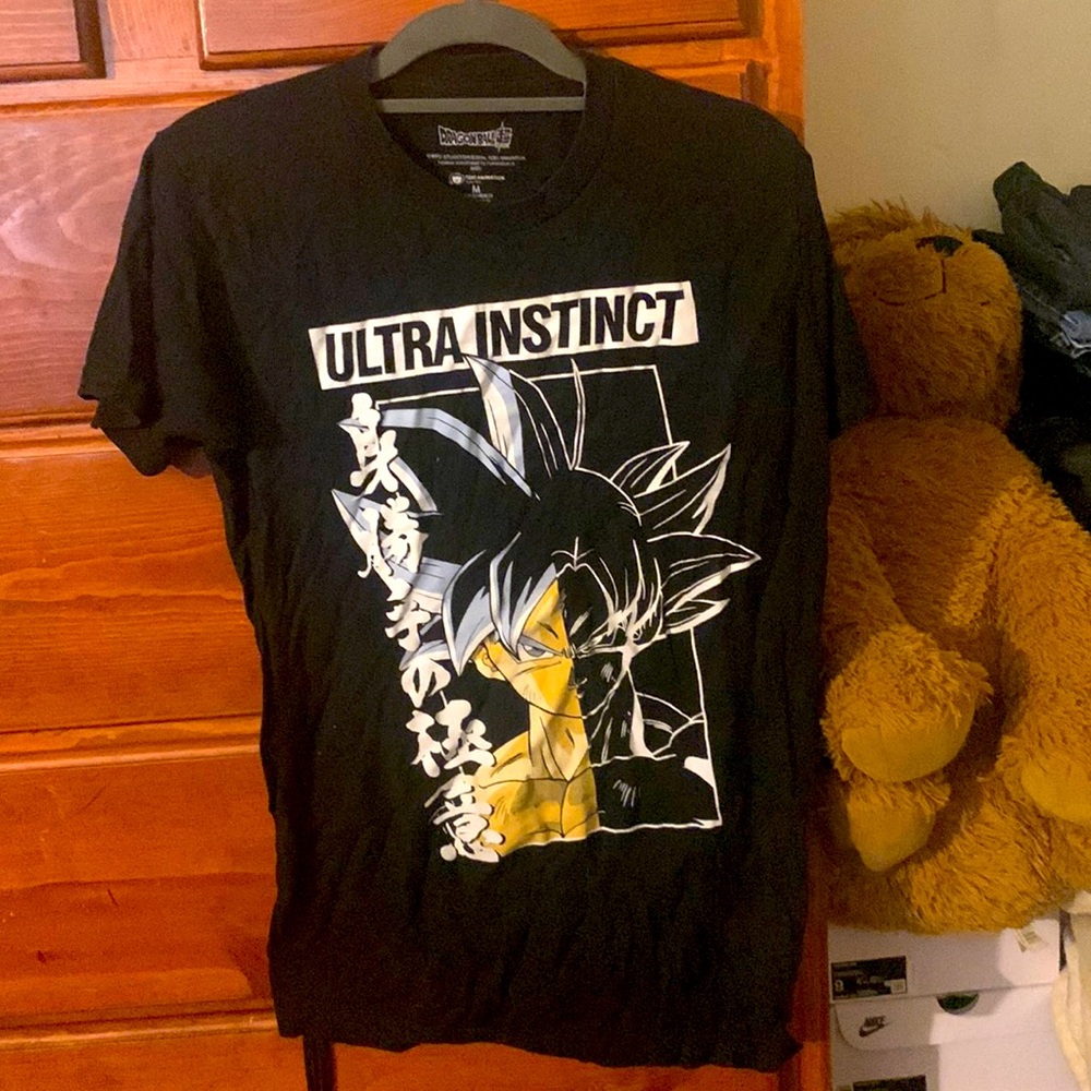Toro animation shirt goku size m